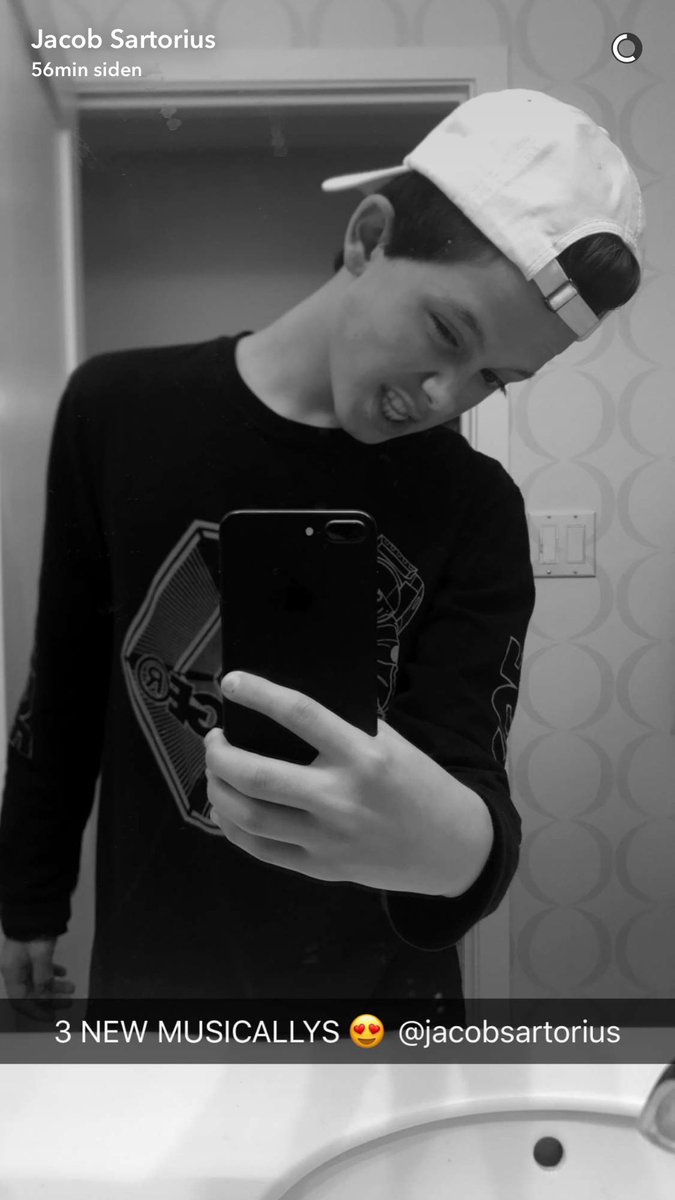antonWalterfan's tweet photo. @jacobsartorius ❤️❤️😘😘😘 https://t.co/DSIY84Lkjq