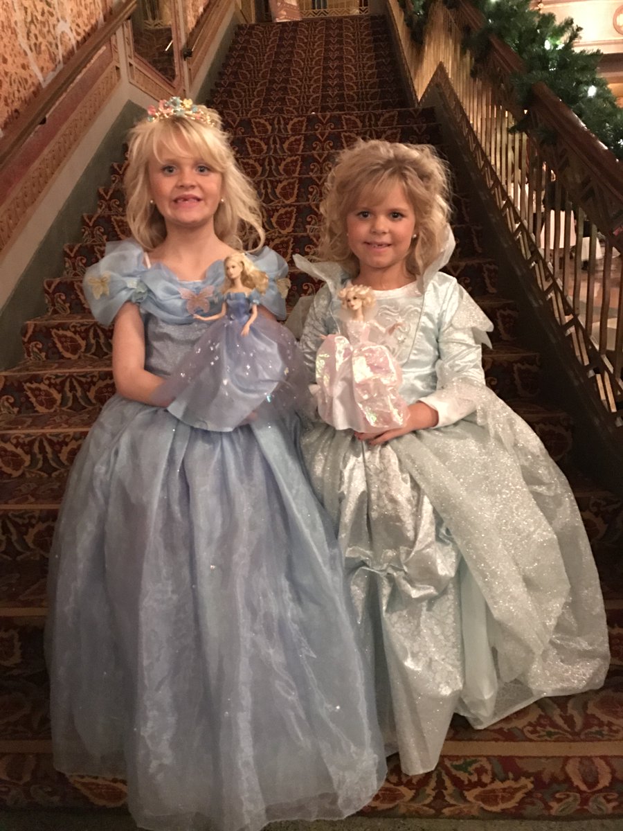 Savannah Claire and Scarlett are ready for a special evening of <a href="/CinderellaBway/">Cinderella Bway</a> at the <a href="/TNTheatre/">Tennessee Theatre</a> ! #KnoxRocks #TNTheatre