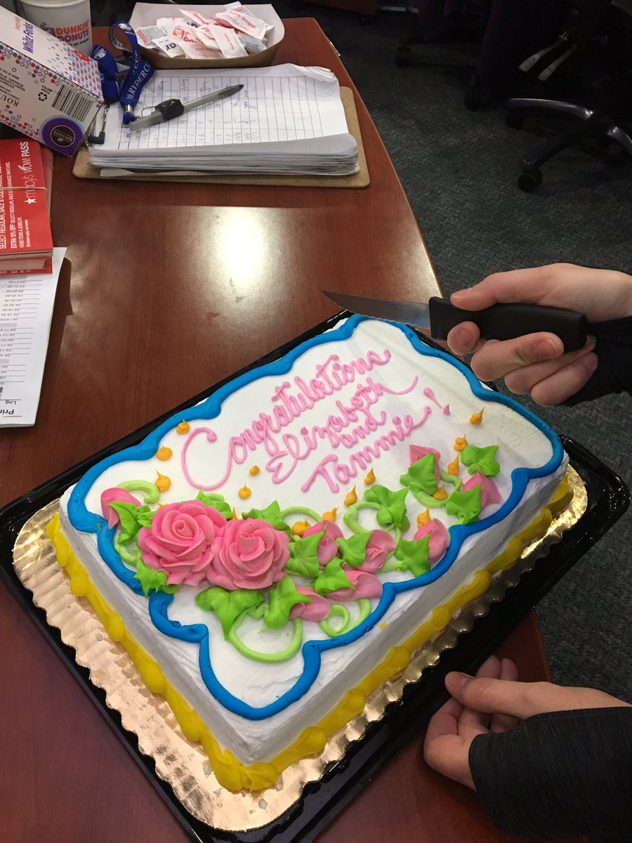 TammieSouza's tweet photo. Our awesome @fox32news editor & friend #JanYong surprised me & @ElizabethFox32 with beautiful cake for #Emmy2016 wins last night #yummy 👍🎂 https://t.co/ofCfHfJcPm