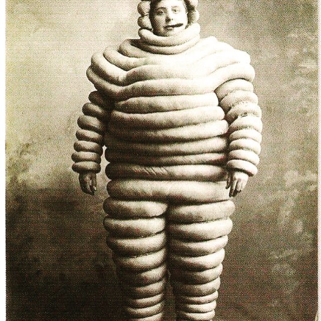 New tires or a Caveman cigars for Christmas? The Michelin Man says Caveman cigar!

Caveman Cigar Company #GreatCigars #HandRolledCigars