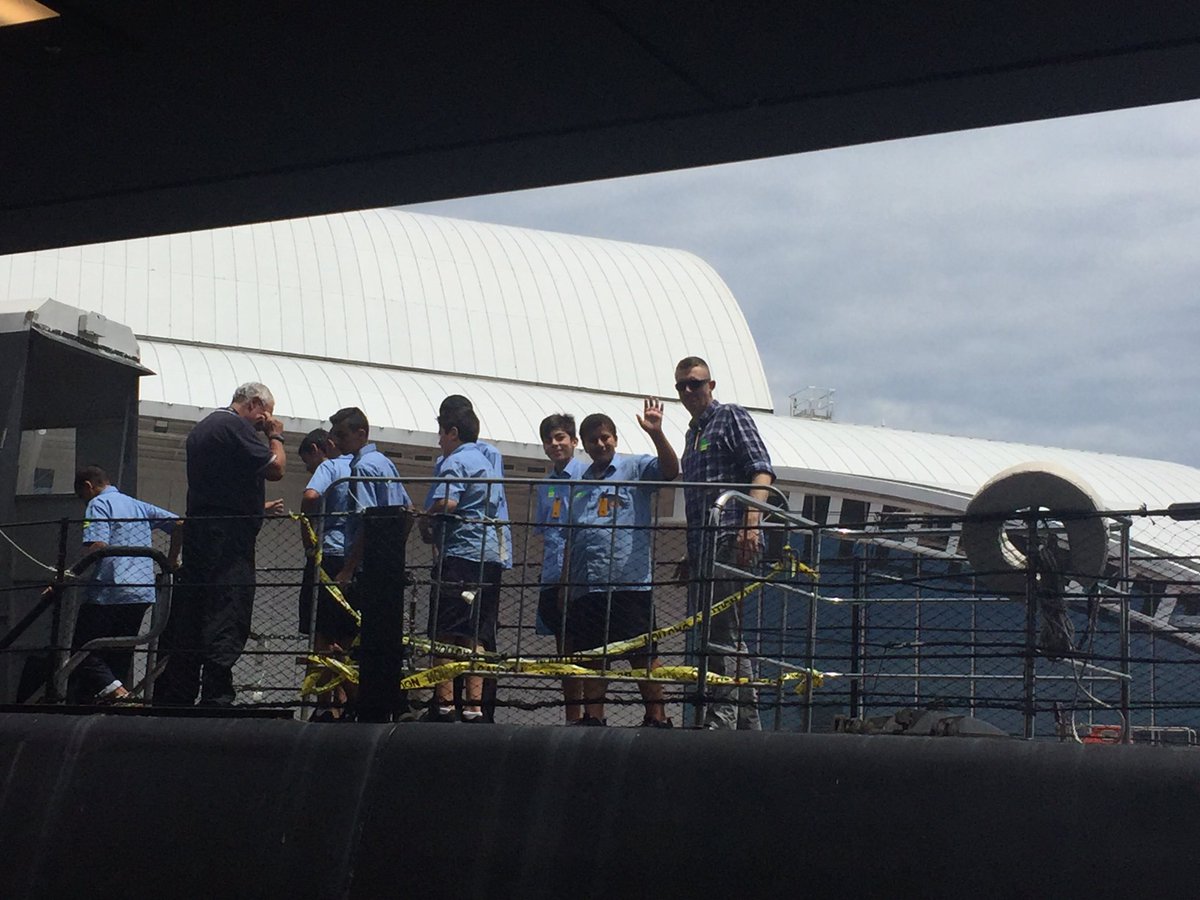 satch_school's tweet photo. #year9 #electivehistory exploring @ANMMuseum on #submarines #awesome #practicallearning #pbhsgood @PunchbowlBoys @Mr_GBeal https://t.co/XjmYvfhlFc
