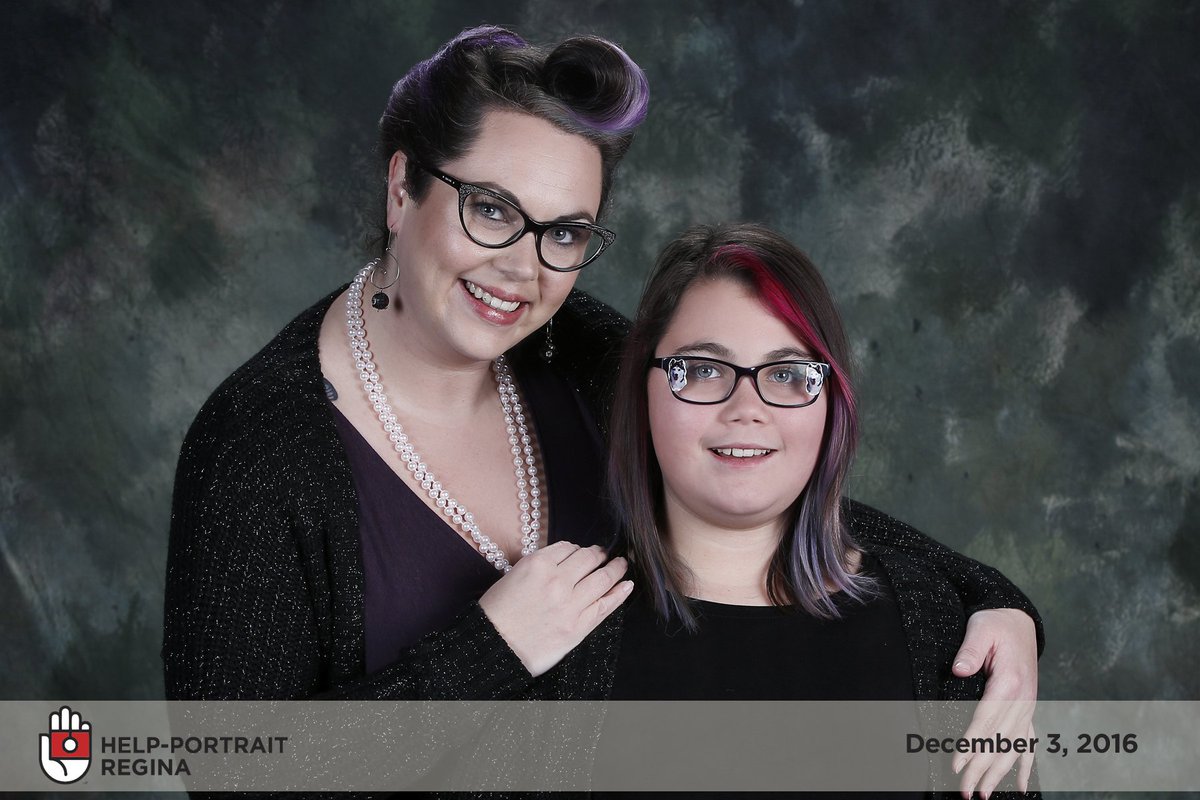 helpportraitYQR's tweet photo. Photos from our Dec 3rd, 2016 #helpportraitYQR event are up on Facebook! #yqr #helpportrait @HelpPortrait https://t.co/2fLEs4EMwt https://t.co/hoWWB5niyo