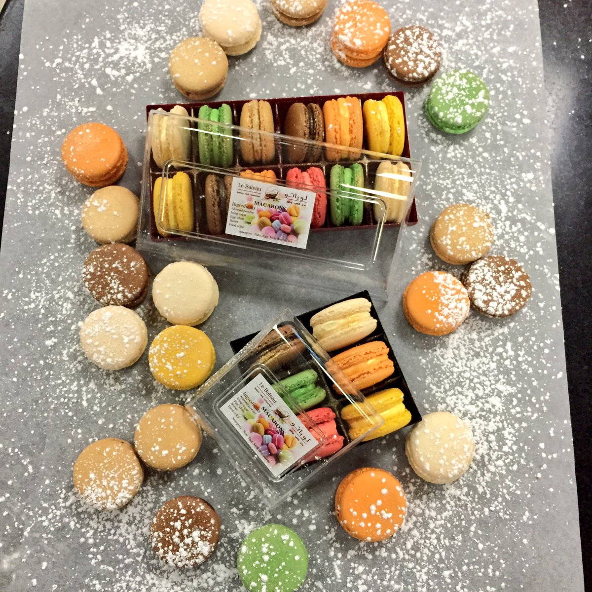 FACTMagazineME's tweet photo. #LaBateau Bakery getting us into the festive mood! So much yummy chocolate, macaroons and sweet treats! 😍🙌🏾 #Bahrain #Cakes #Christmas #GCC https://t.co/8wPIJwsYUP