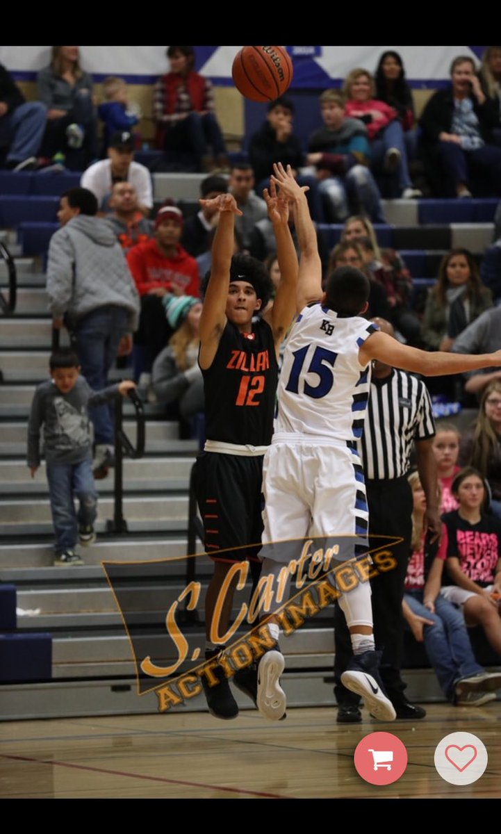 hiantonio23's tweet photo. Some pics from last nights game. #PlayForKelly https://t.co/iQ13JYdJev