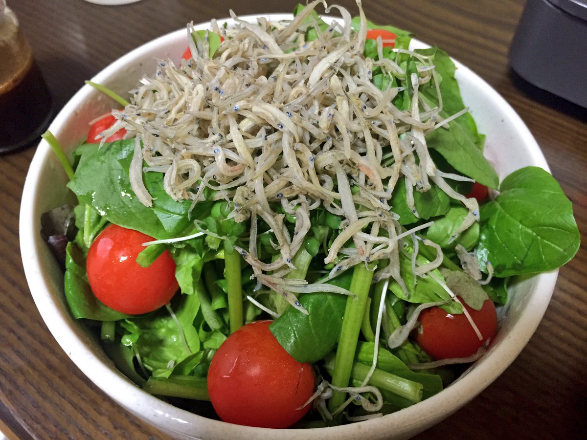 サラダほうれん草とベビーリーフじゃこサラダ