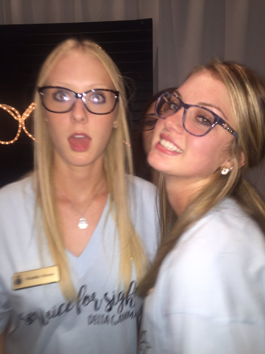 maddie_hanna's tweet photo. Happy happy birthday to my gal pal Al💗⚓️#loveyou #PREZ https://t.co/7CuAzFzaFb