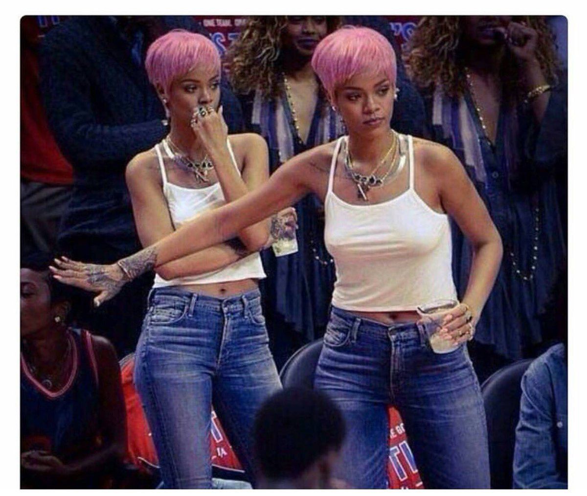 itsrealchris's tweet photo. The new and mature me stopping the old childish spiteful petty me from reacting https://t.co/ETxWtl0tnB