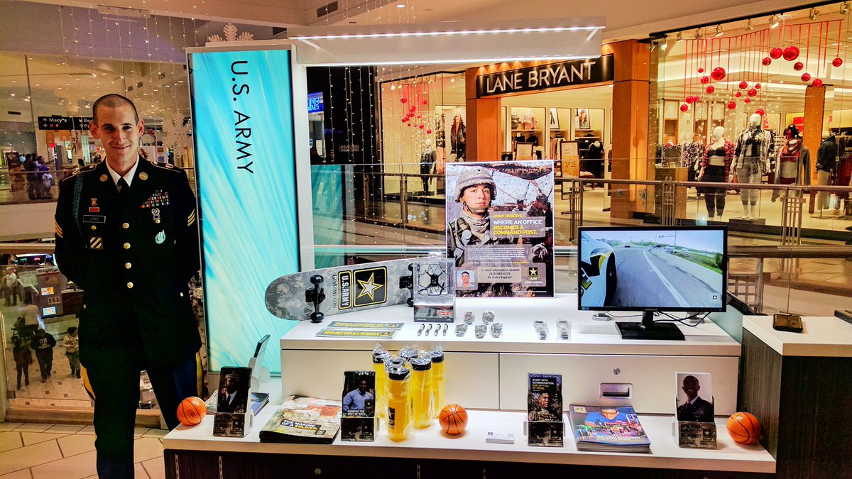 SGVStallions's tweet photo. #LosAngeles go see our team at @PlazaWestCovina to discover your #ArmyTeam options and enter to win a #drone! https://t.co/wqk5GCimcs