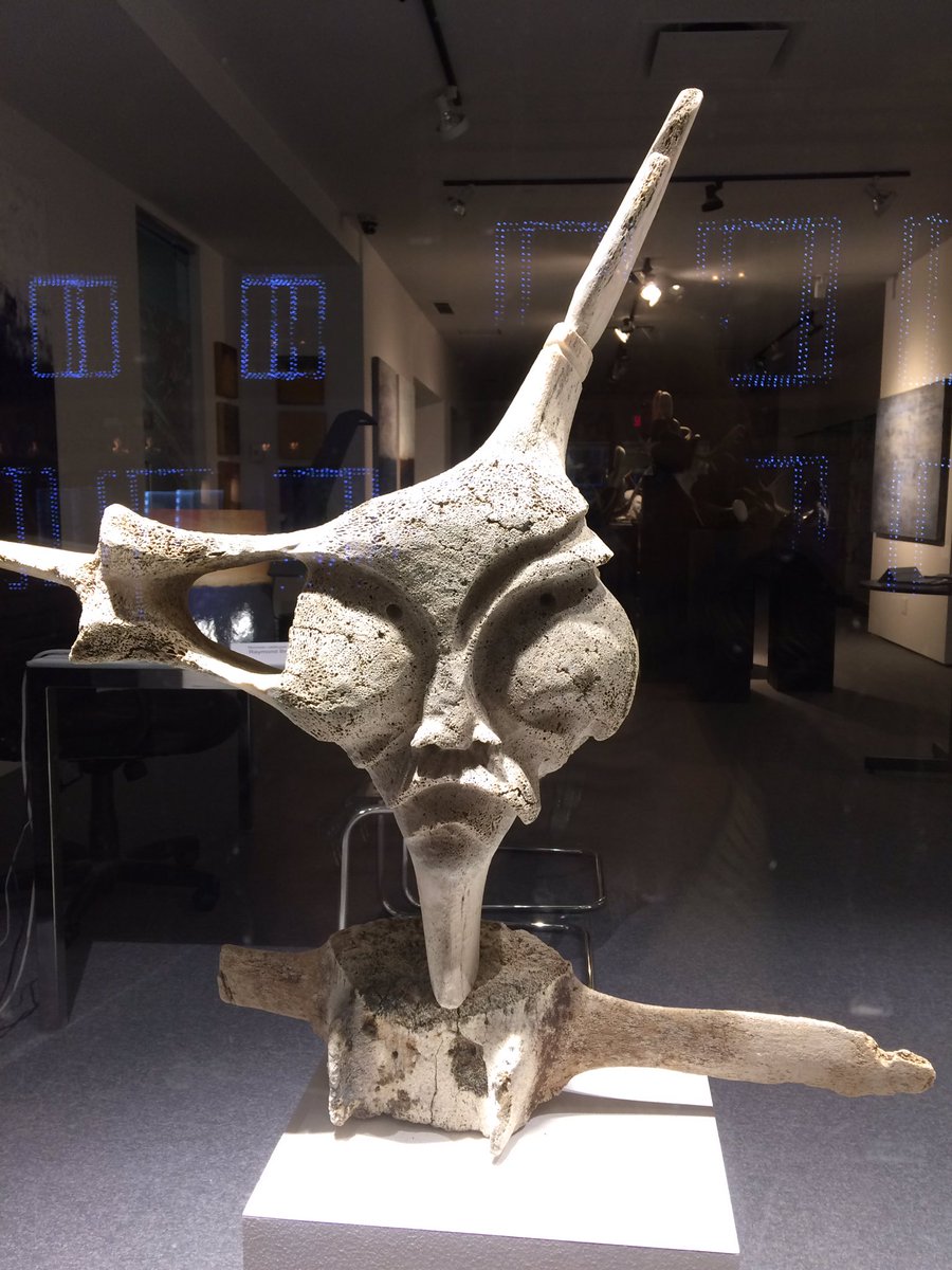 switchtoluxe's tweet photo. Hmm @AncientAliens https://t.co/5sDEJZoyrt https://t.co/BAVg6LHlmY