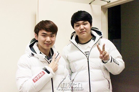 yeohaecho_lol's tweet photo. 💗RT이벤💗
이번에는 제가 좋아하는 듀오가 취직을 했기 때문에 기분 너모 좋아서 뿌링클을 쏩니다아아ㅏㅏㅏㅏ 
프릴라봇듀 사랑해ㅠㅠㅠㅠ엉어유ㅠㅠ

당발은 11월8일 꼬갓시
이스포츠팬한정 https://t.co/p7qKff1Kv0