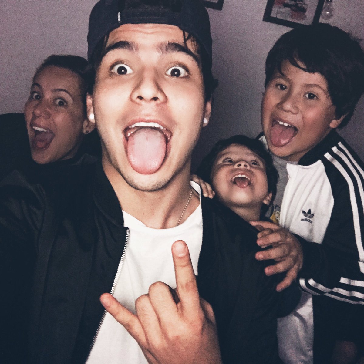 Jakeeline93 tweet picture