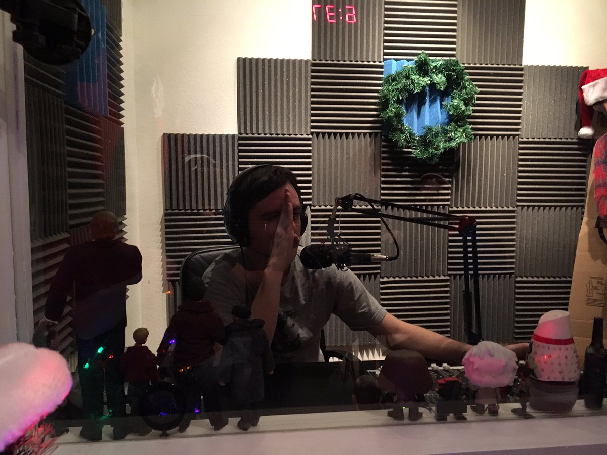 WHBHPod's tweet photo. @justlikelasagna doing his thang. Listen to our podcast! Link in bio! #Westworld #WestworldFinale #westworldhbo https://t.co/x9Nm4i21LN