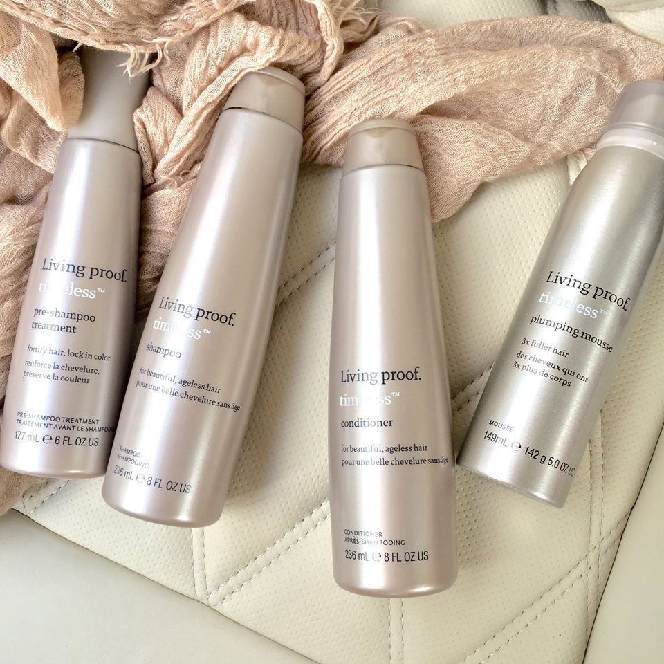 SGImageStudio's tweet photo. Combate los signos de envejecimiento para un #cabello sano a cualquier edad con Timeless de @LivingProofMx: https://t.co/qwoEEC2lgd https://t.co/XMDSjEA8i2
