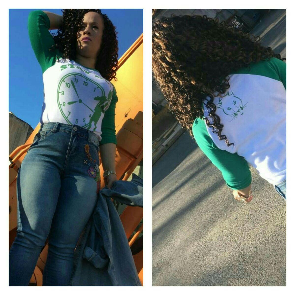 AllanStrums's tweet image. MS.JAH ROCKING OUR (STAY BUSY) SHIRT, THIS SHIRT WAS DESIGNED BY US FOR ALL THE HARD WORKING WOMEN.