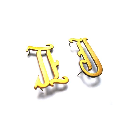 darlingtoniav's tweet photo. #Victorian Brass Tack Letter Monogram Old https://t.co/hBy1aosmJP #monogramI #monogramJ #steampunk #antique #diy #crafts https://t.co/XHxwTDMYHu