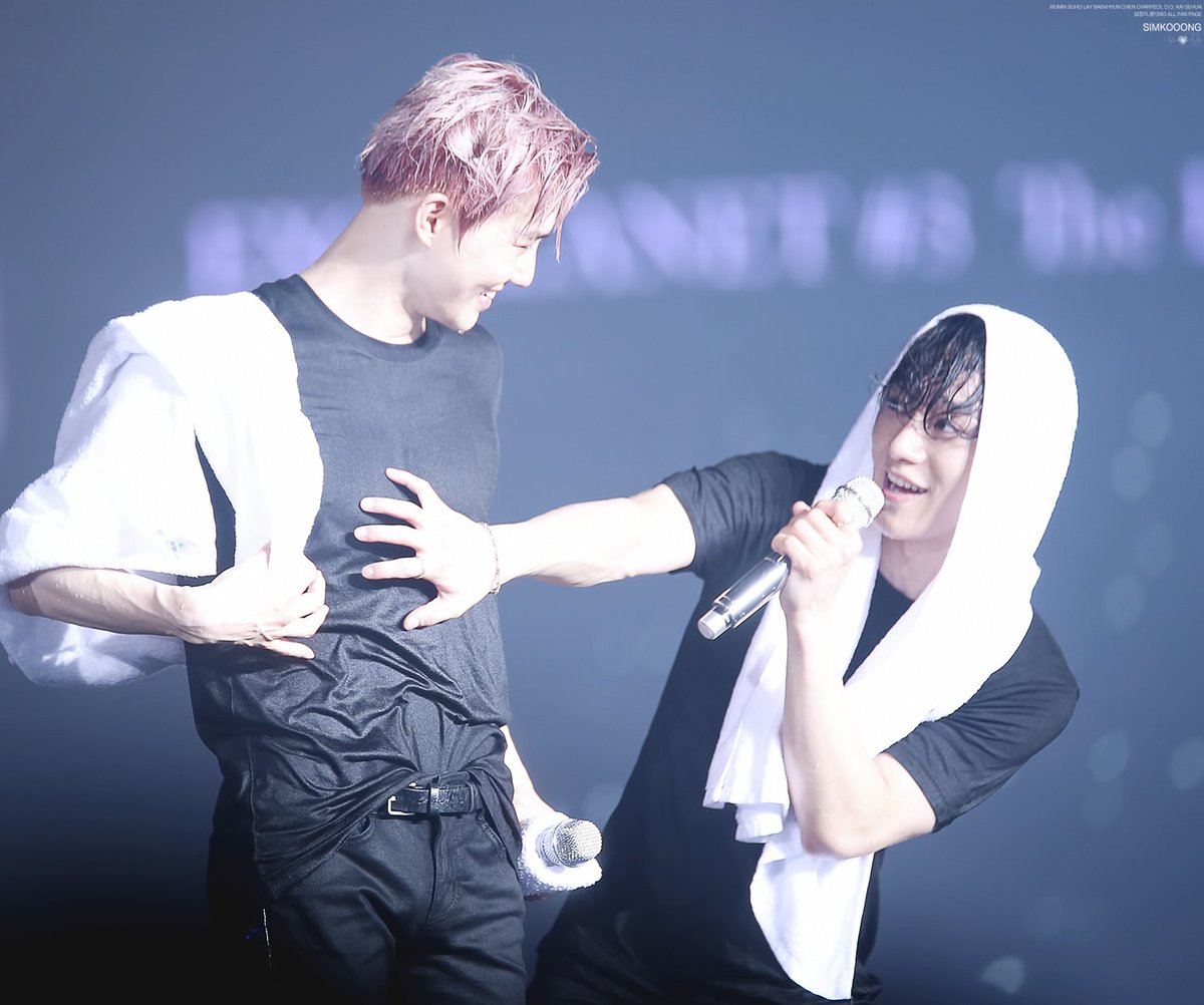 babyz_tigger4B's tweet photo. #hochen พี่เค้าน่าจะชอบมาก เบ่งกล้ามให้น้องแตะเน้นๆ 😂😂😂😂😂 https://t.co/rc9sSOPtOi