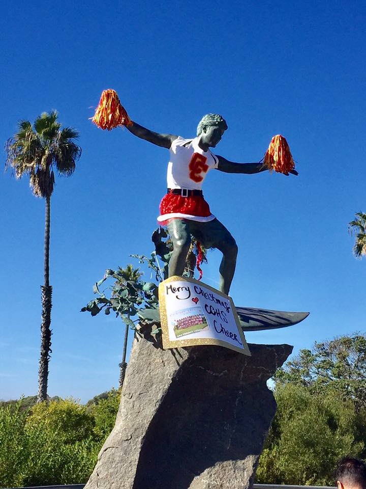 cchsdons's tweet photo. Check out the #cardiffkook! #rolldons #cardifftradition https://t.co/fNUG2m1Kdr