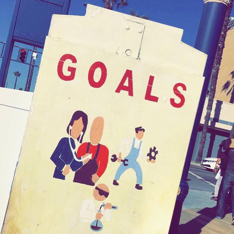 thehiredtechie's tweet photo. Not necessarily my goals but yes! Have 'em. Focus, disciple, consistently. #goals #getit #downtownart https://t.co/WBrrFzhwEH
