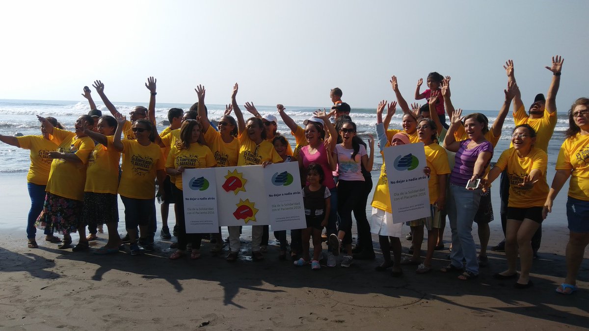 PSONUVES's tweet photo. Conmemoracion #PSD2016 en El Salvador atencion centrada en el paciente #noTeEScondas @IAPOvoice @PatientSolDay @enALAPSO @PsoriasisIFPA https://t.co/kOad164y3o