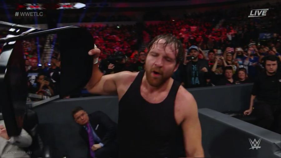 JonMoxleyDotNet's tweet image. Dean puts a chair to wicked use, introducing it to AJ at high speed #deanambrose #wwetlc