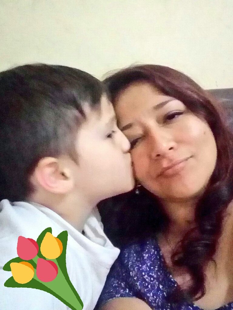 AMELYCITA's tweet photo. Buenas noches mi amor....💋 https://t.co/L4nsxXOzUa