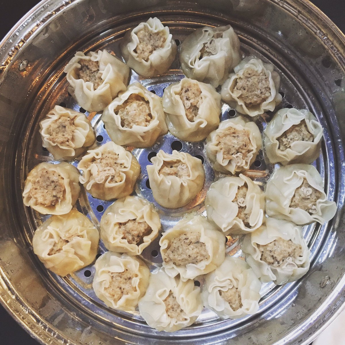 HungryAsianRke's tweet photo. Thank you @Rock1chef & @djfeimster for the delicious treats @orderfireclt today! #cltfood #clt #clteats #orderfire https://t.co/fQtSmVNIfq