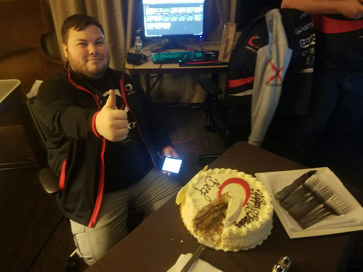 Complexity's tweet photo. 😁 @coL_Beef https://t.co/GvzkhcfYjt