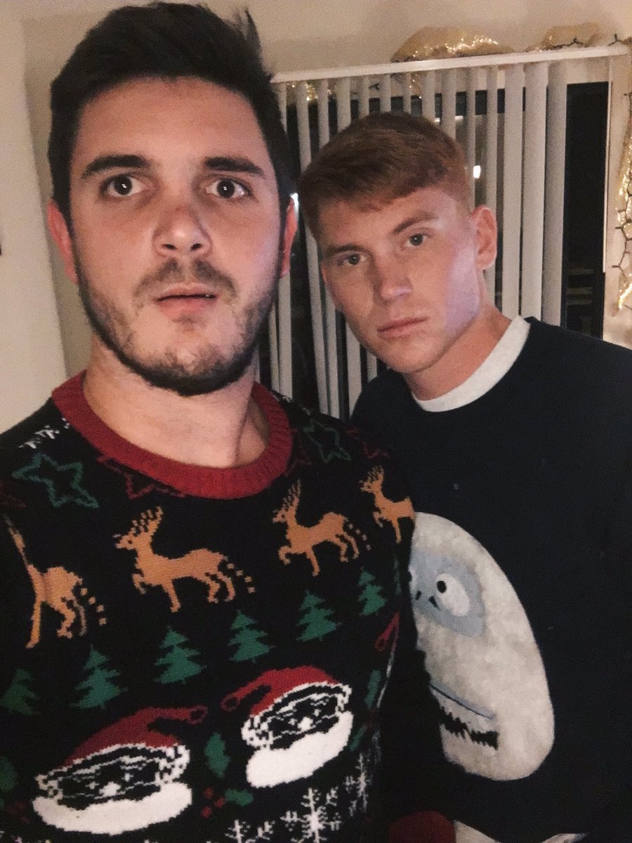 ItsCassidyLeigh's tweet photo. Sometimes you just gotta put on Christmas sweaters and go to a bar with some good people ya know ☃️🎄 https://t.co/KjDAhvIzcw