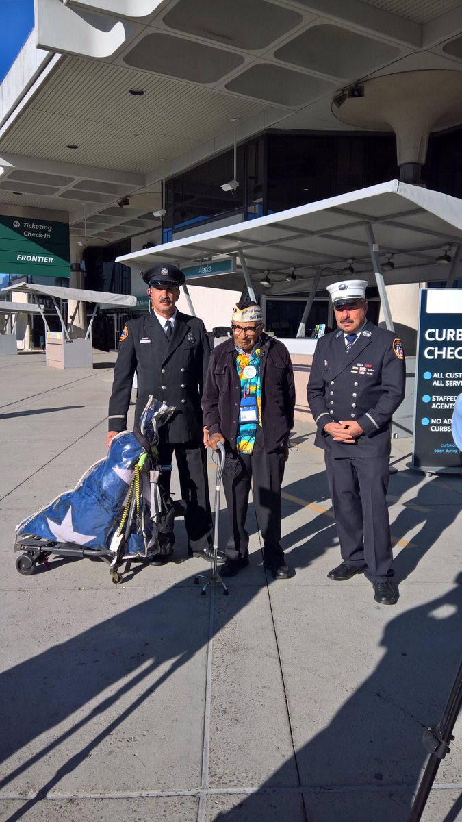 PatriotFlag2's tweet photo. #pearlharbor75 honored to be escorting the oldest #WWII #Veteran #pearl75 #Survivor #RayChavez 105 years young! Next stop #Hawaii! #Heroes https://t.co/nNacT46Lyz