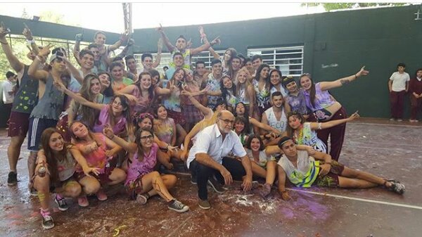 ecodtxviii's tweet photo. Prohibido olvidar, sexto economía señores ❤🎓 https://t.co/jjdGpwFAJ5