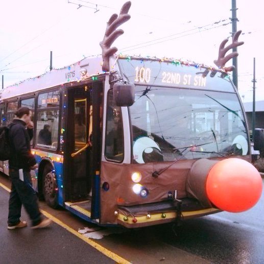 8gear_jp's tweet photo. "Rudolph the red-nosed reindeer
You'll go down in history!
#8Gear #bus #rudolph #reindeer #christmas #cold #decembe… https://t.co/S53My93iuZ