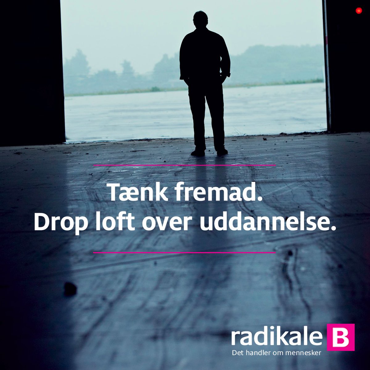 oestergaard's tweet photo. Lidt skuffende at @Spolitik nu mener, at har man een gang taget en uddannelse, så må det være nok #DropLoftet #ftlive https://t.co/J24Y7kWrf1