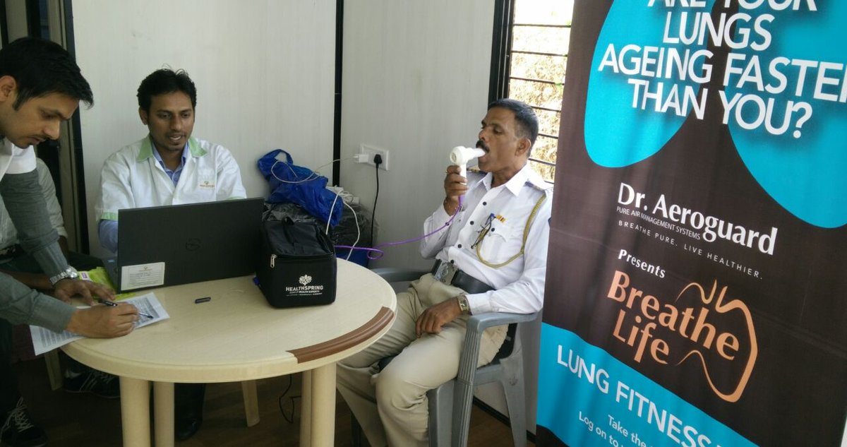 EurekaForbes's tweet image. #BreatheLife is conducting a #LungFunctionTest for Traffic Policemen in South #Mumbai - Colaba, Azad Maidan, Kalbadevi, Tardeo, Malabar Hill