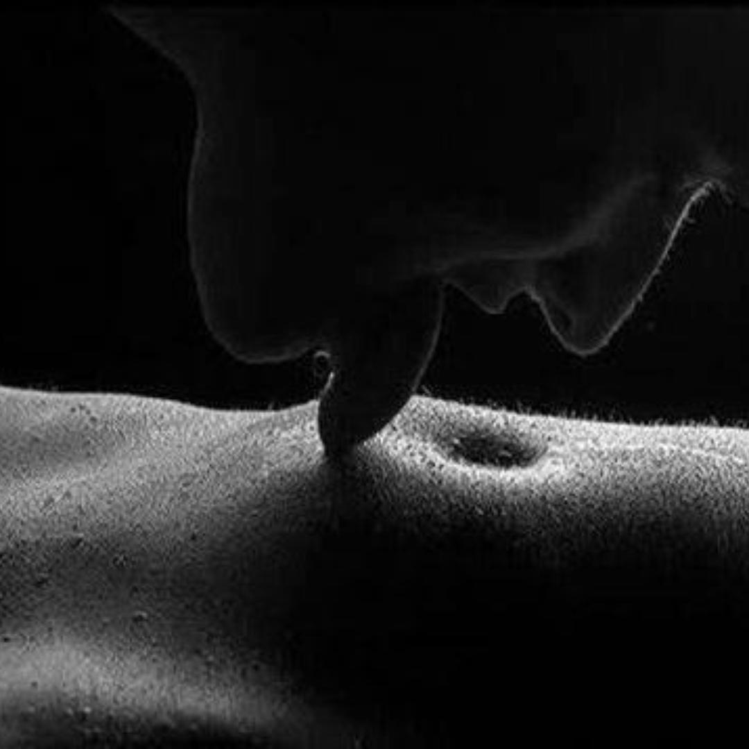 Con_Sex's tweet photo. El éxito de un buen sexo, o sexo satisfactorio, es una comunicación fluida. #HablamosDePiel https://t.co/EWnxaoRf50