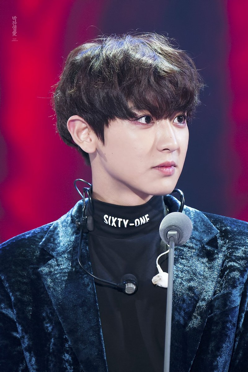 _pcyeoli's tweet photo. 161119 MMA #찬열 #chanyeol 
사랑이 어색하지만
왠지 많이 좋아할 수 있을 것 같은 느낌이 들었어

https://t.co/l06jplRlBg
https://t.co/qiswPh7O3a https://t.co/QcXEJY5LRP