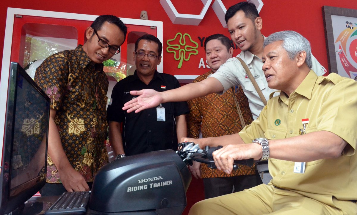 Zona Keselamatan Berkendara &amp; Teknologi YAHM ini Peresmiannya dilakukan langsung oleh Plt Walikota Yogyakarta Sulistyo pada Senin (05/11).