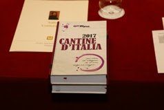 Che belle le Cantine d'Italia 2017 di #GoWine! goo.gl/CLvng4 <a href="/RossodiseraFood/">Rossodisera</a> <a href="/Aldomussio/">aldo mussio</a> <a href="/saracarmignola/">sara carmignola</a>