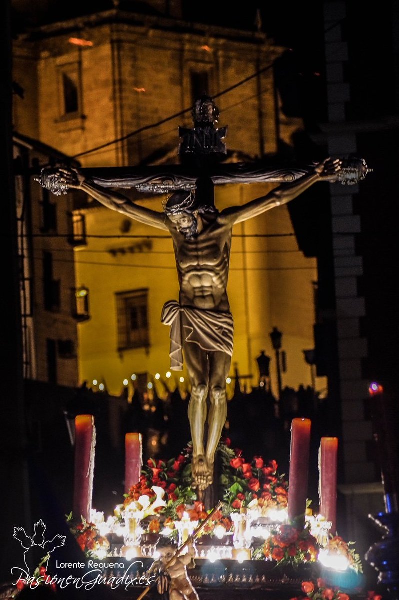 FLorenteRequena's tweet photo. Semana Santa 2016. Luz (2ª Parte) https://t.co/5TLgFpwlDz @luzyamarguracci https://t.co/oJ6IvUqcRp