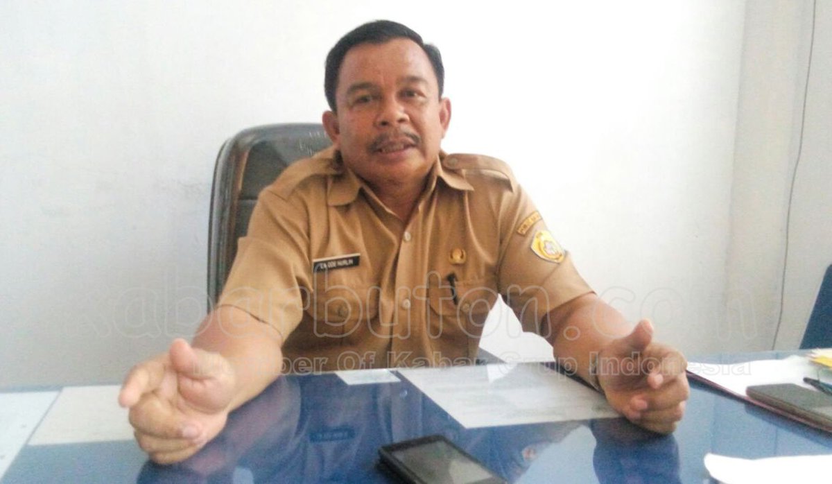 kabarbutoncom's tweet photo. Penghapusan UN Tunggu Putusan Mendikbud - https://t.co/wosy2DNKAb https://t.co/tSbA1F9bao