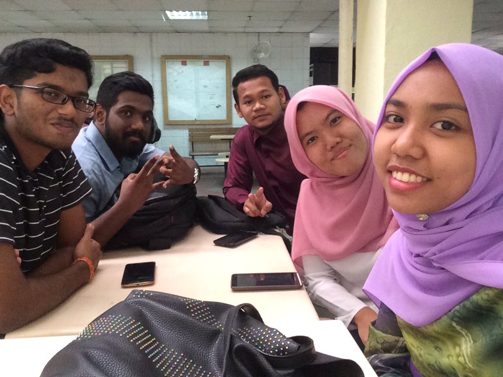 AinaaAwal's tweet image. Mereka tak pernah mengecewakan 💕 #IPgroupKK2 #MockPresentation