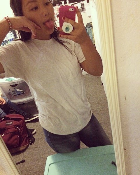ThaoCathy's tweet photo. Be yourself 💗 https://t.co/xKVrCUcCvY