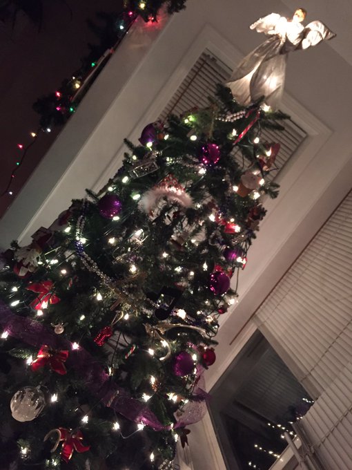 All I want for Christmas is you. https://t.co/Su9E92OF8d<a href="/tag/linkinbio"class="tags"><span>#linkinbio</span></a><a href="/tag/seahawks"class="tags"><span>#seahawks</span></a><a href="/tag/football"class="tags"><span>#football</span></a><a href="/tag/mondaynightfootball"class="tags"><span>#mondaynightfootball</span></a>