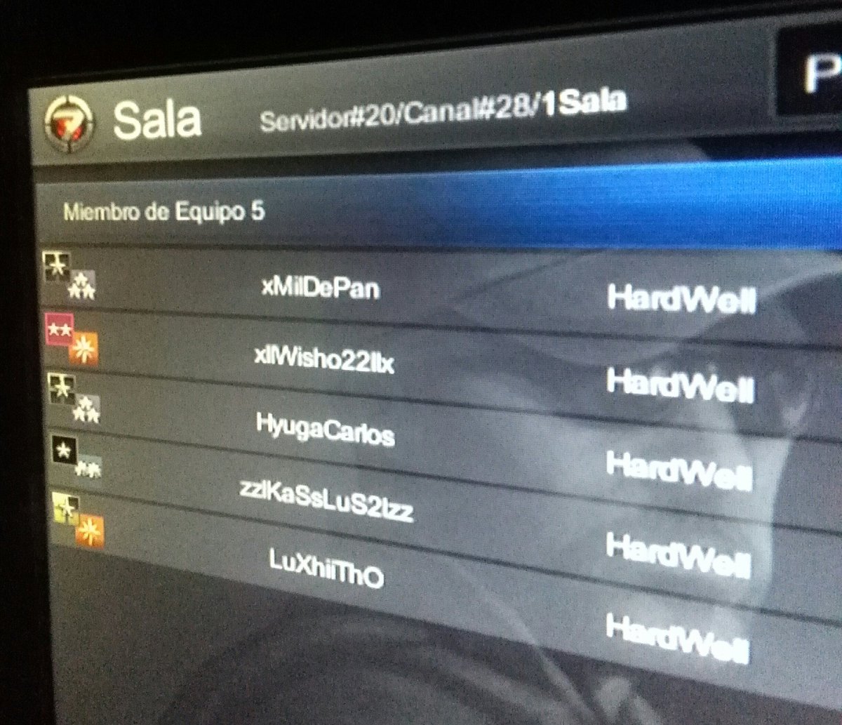 HardWellClan's tweet photo. Una Noche de ClanWar. 😉
 #HardWellClan 
#Softnyx #Axeso5 #Op7 https://t.co/8XRHGYloUy