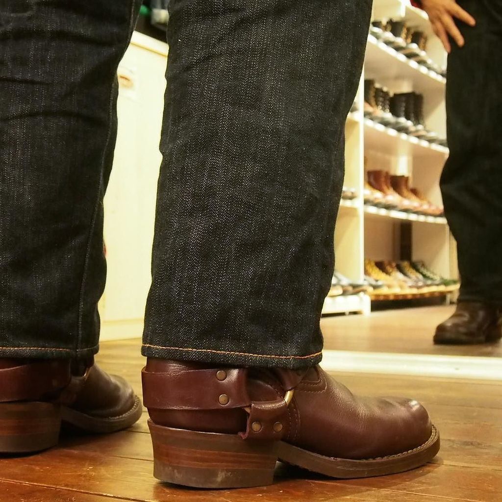 wesco_setagaya's tweet photo. Mr. T's boots
#wesco #wescoboots #boss #harnessstrap #madeinoregon #madeinusa #customizedw… https://t.co/XywgYRUks6 https://t.co/CXDyl5XbaF