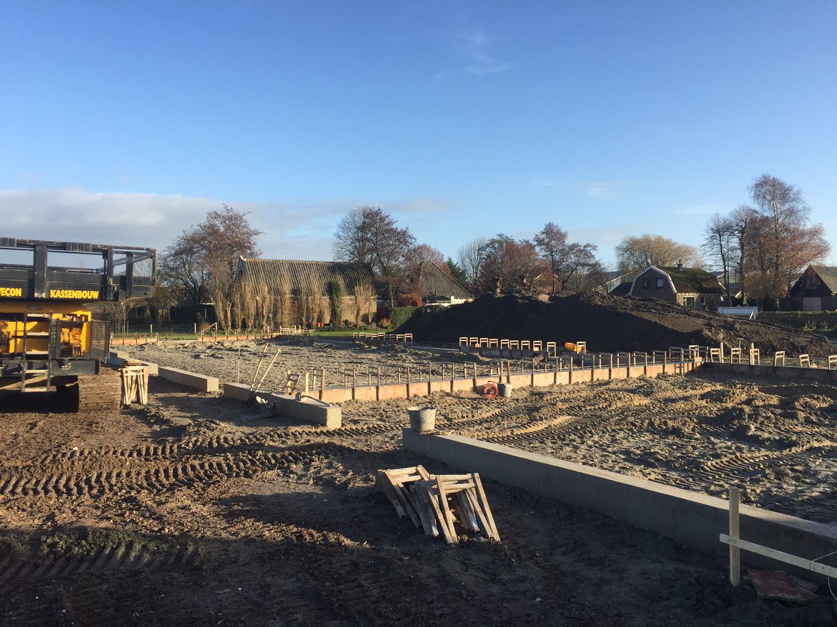 Havecon's tweet photo. Fundatiewerken bij #VerverExport in Heerhugowaard! https://t.co/AVEjAtfybv