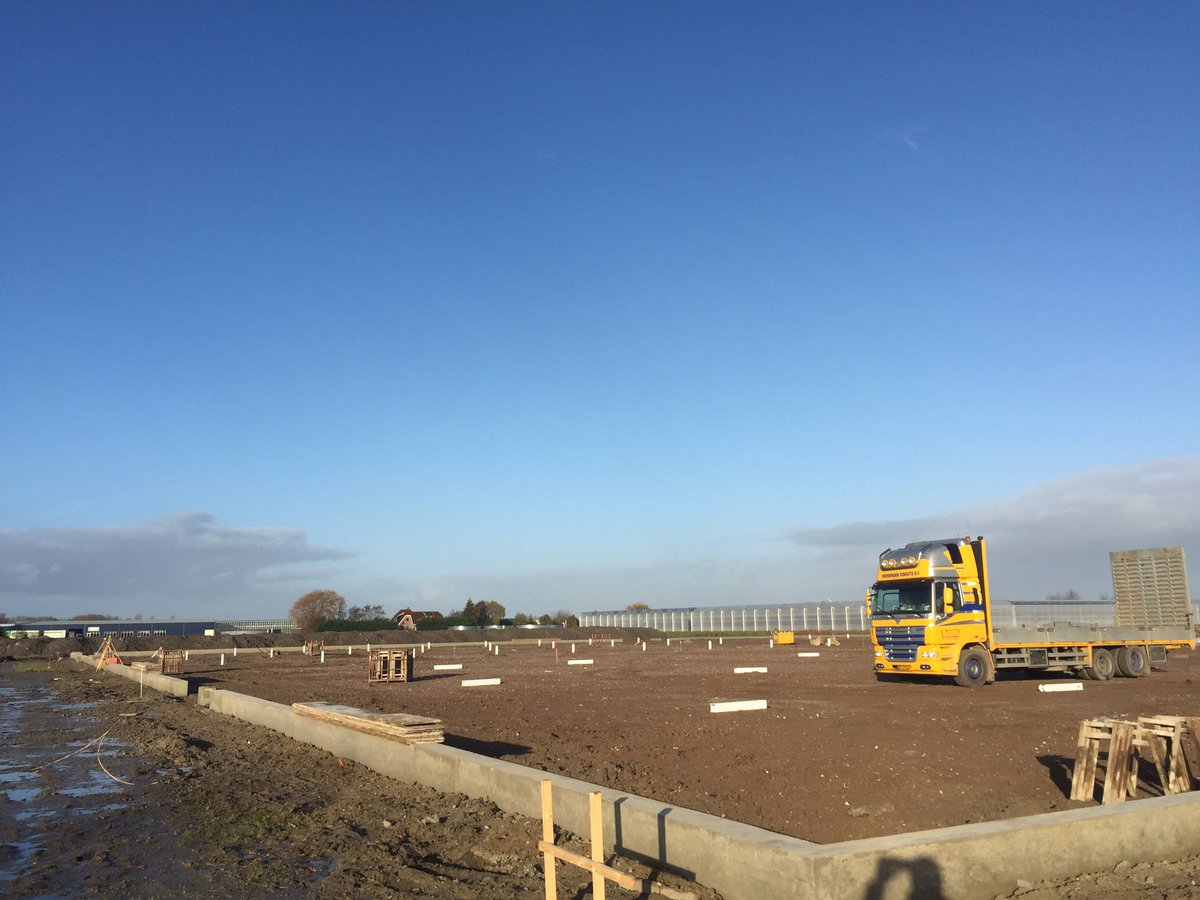 Havecon's tweet photo. Fundatiewerken bij #VerverExport in Heerhugowaard! https://t.co/AVEjAtfybv