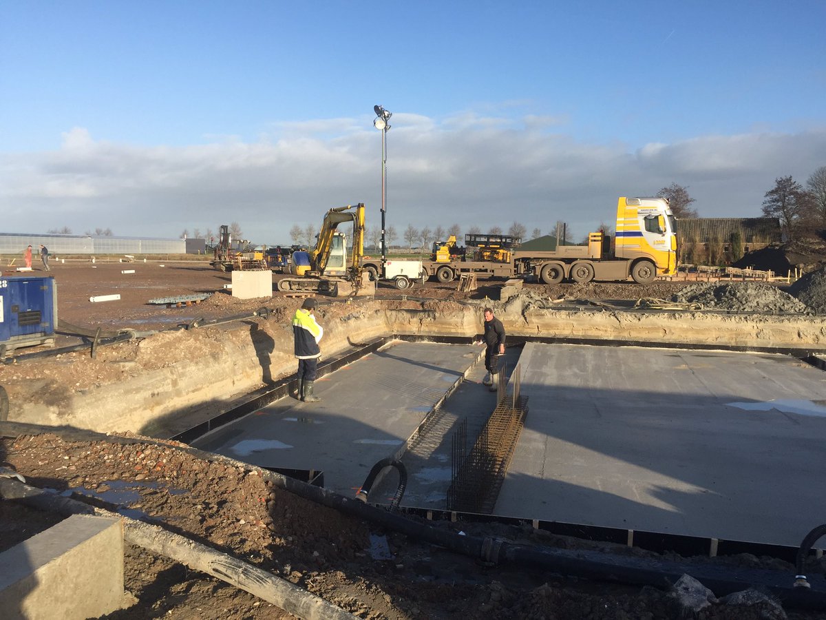 Havecon's tweet photo. Fundatiewerken bij #VerverExport in Heerhugowaard! https://t.co/AVEjAtfybv