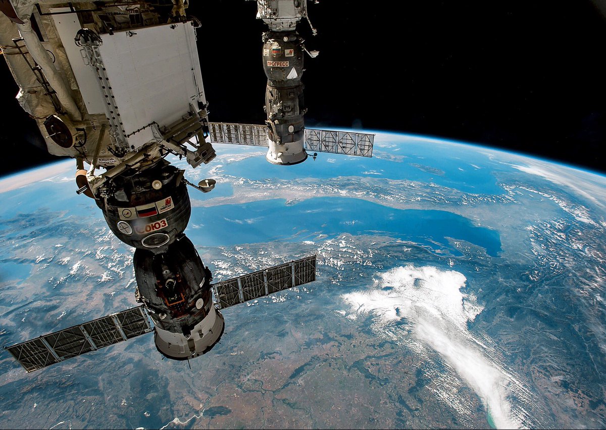 IgnazioMagnani's tweet photo. 🇭🇷Croatia
🕰17:28
The @Space_Station is visible
to the naked💥eye

🌍@barbaraslade @CroatiaNews @tihomirladisic @ilijabrajkovic @Visit__Croatia https://t.co/lpZAHujJue