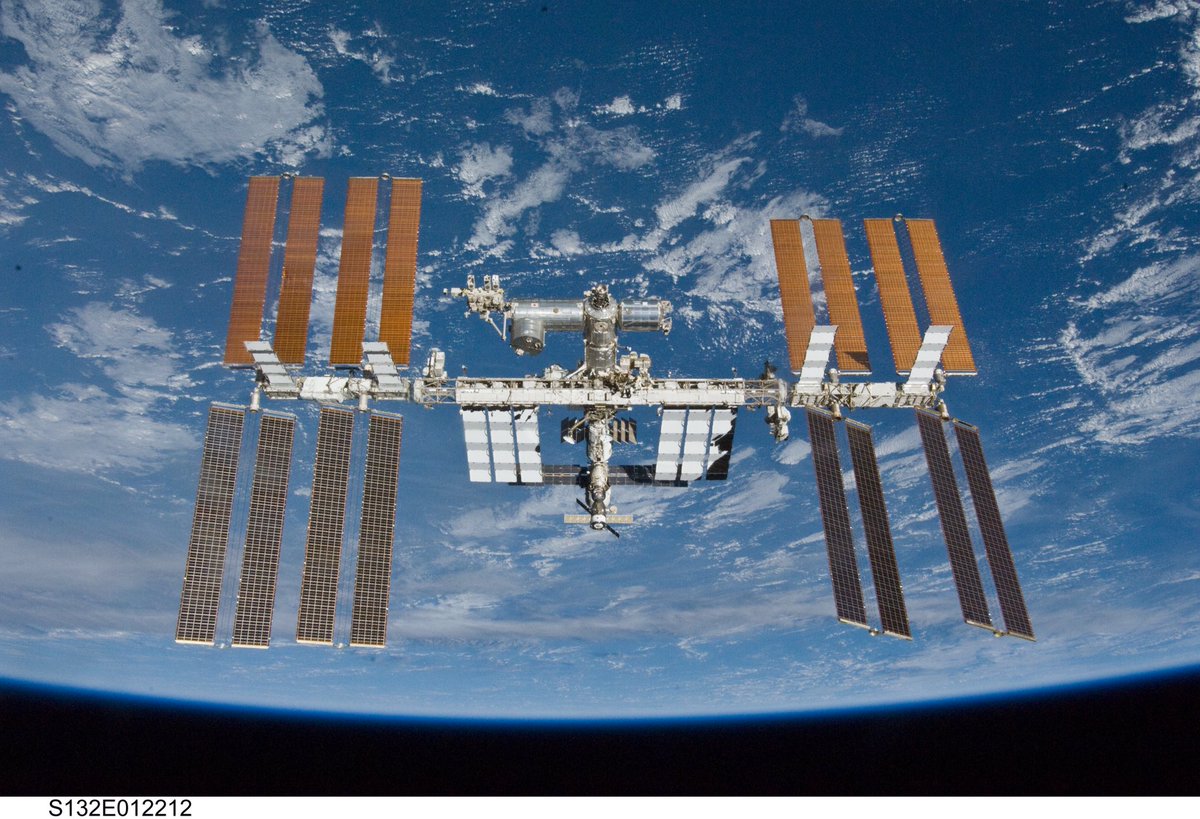 IgnazioMagnani's tweet photo. 🇭🇷Croatia
🕰17:28
The @Space_Station is visible
to the naked💥eye

🌍@barbaraslade @CroatiaNews @tihomirladisic @ilijabrajkovic @Visit__Croatia https://t.co/lpZAHujJue