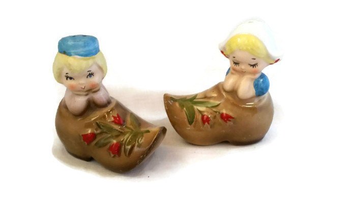 TaraBeavers16's tweet photo. Vintage Lefton Salt and Pepper Shakers, Dutch Boy and Girl iโฆ https://t.co/VTrHIGkK9n #Antiqueshop #SaltAndPepperSet https://t.co/JzP2FppKDB